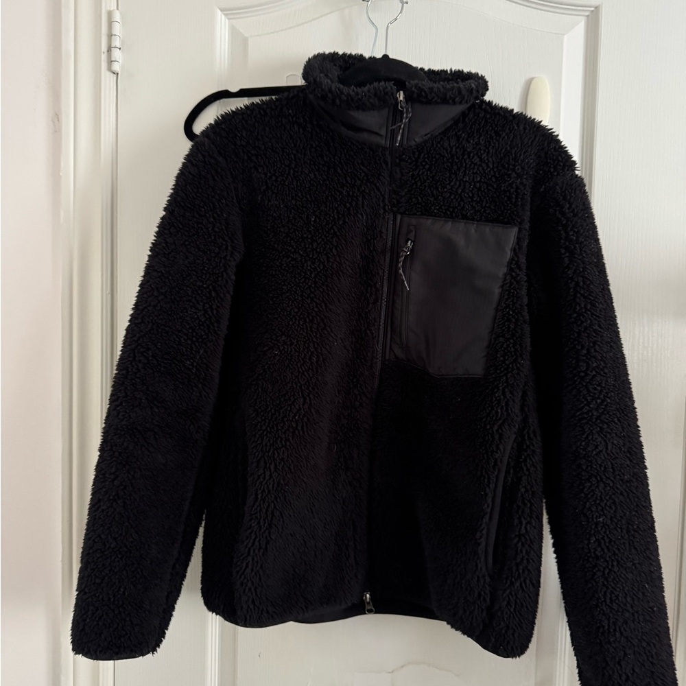 Uniqlo Black Fleece Jacket with Zip Pocket